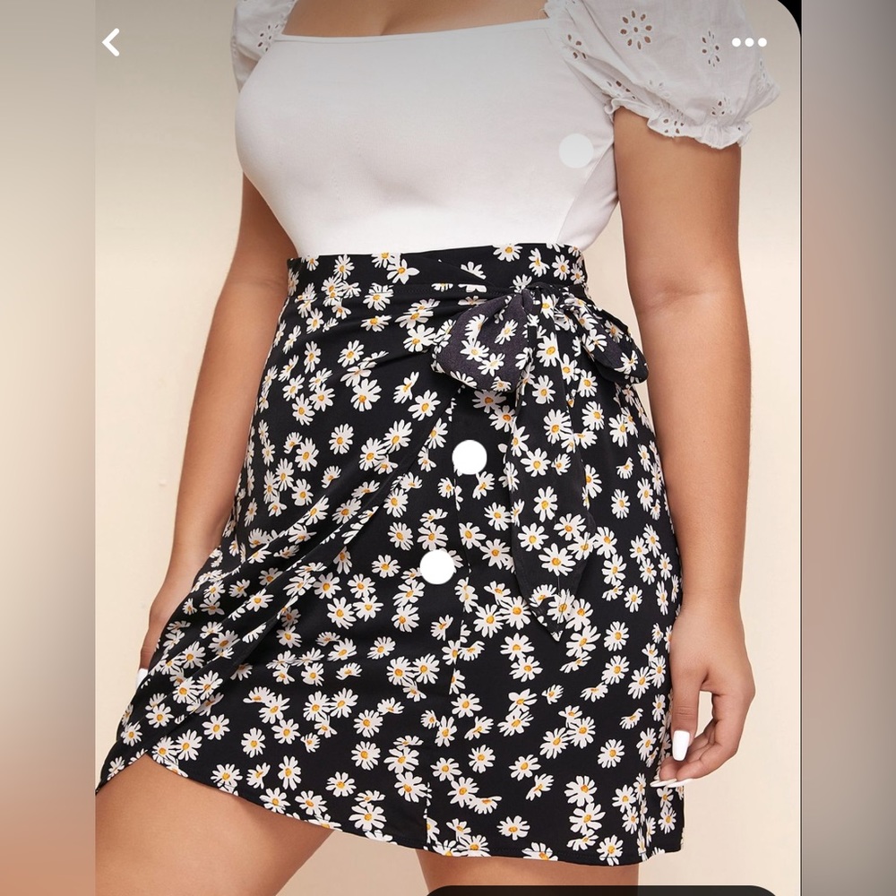 SHEIN wrap tie side daisy floral skirt